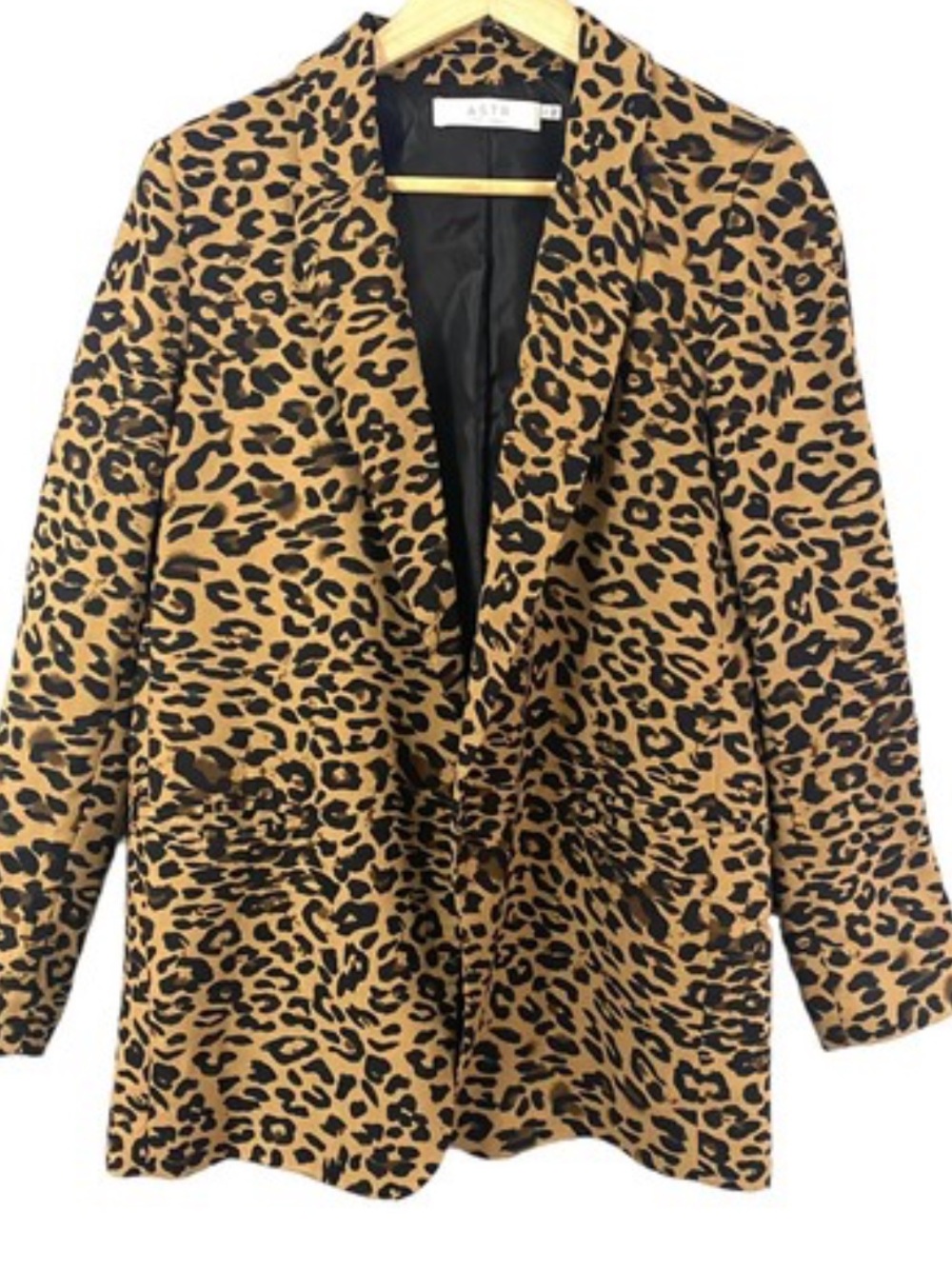 ASTR The Label Leopard Blazer
